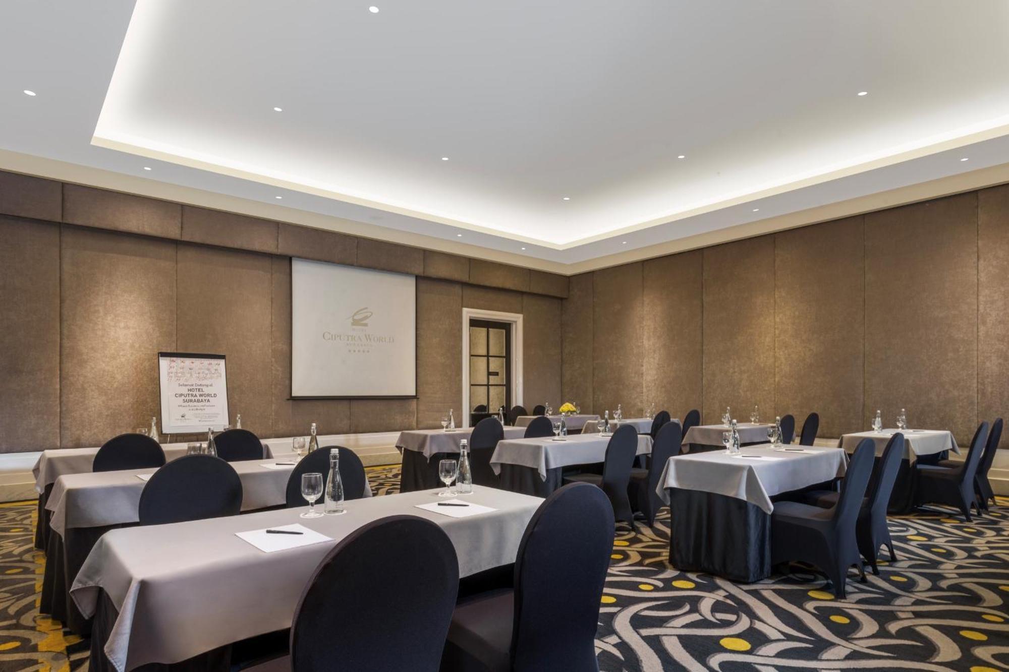 Hotel Ciputra World Surabaya Managed By Swiss-Belhotel International Exterior foto